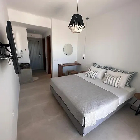 Ostria View Suites Mykonos