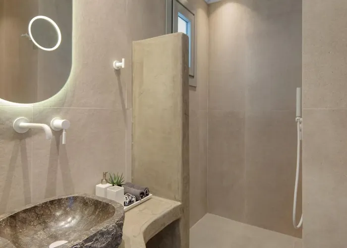 Ostria View Suites Mykonos 4*