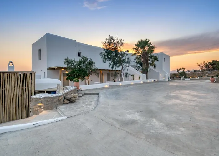 לינה וארוחת בוקר Ostria View Suites Mykonos Mykonos Town