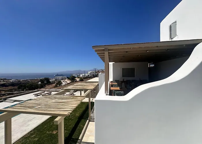 לינה וארוחת בוקר Ostria View Suites Mykonos Mykonos Town