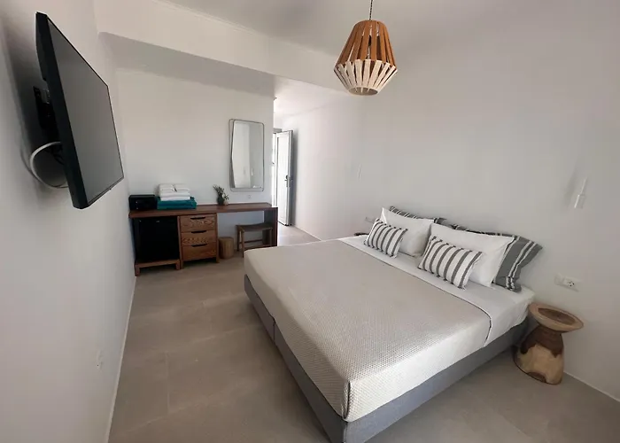 Ostria View Suites Mykonos 4*